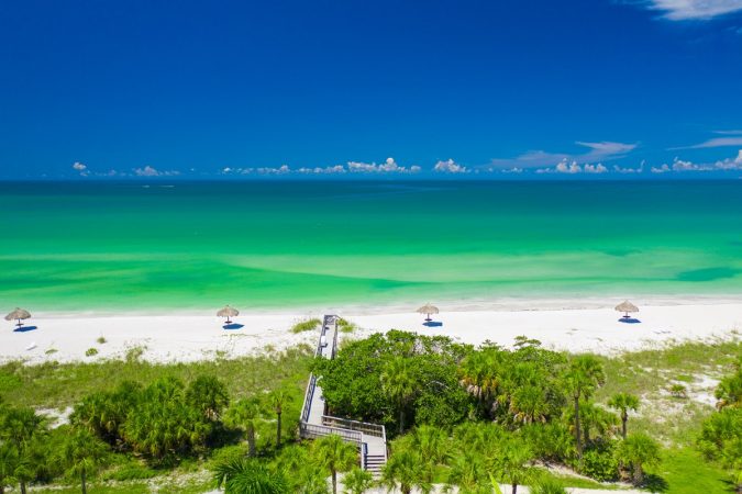 Why Lido Key Beach is the Hottest Beach Around